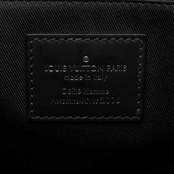 LOUIS VUITTON Monogram Eclipse Voyager PM Crossbody Bag - Picture 6 of 9